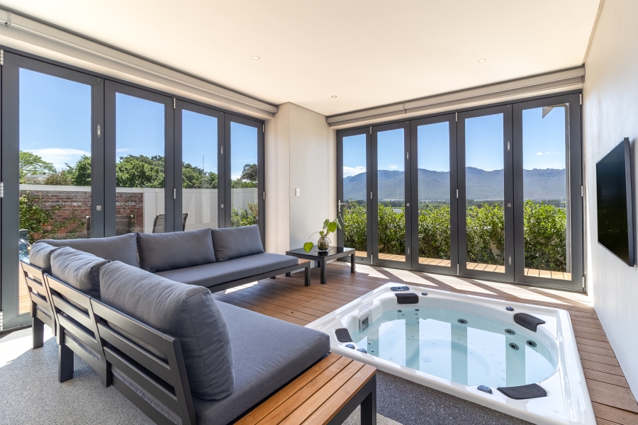 4 Bedroom Property for Sale in Paarl South Western Cape